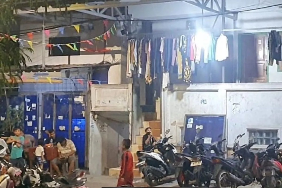 Lokasi yang diduga menjadi mess ABK yang menjadi tempat penyekapan calon ABK kapal di Blok B Muara Baru Penjaringan. (Dokumentasi Pribadi)